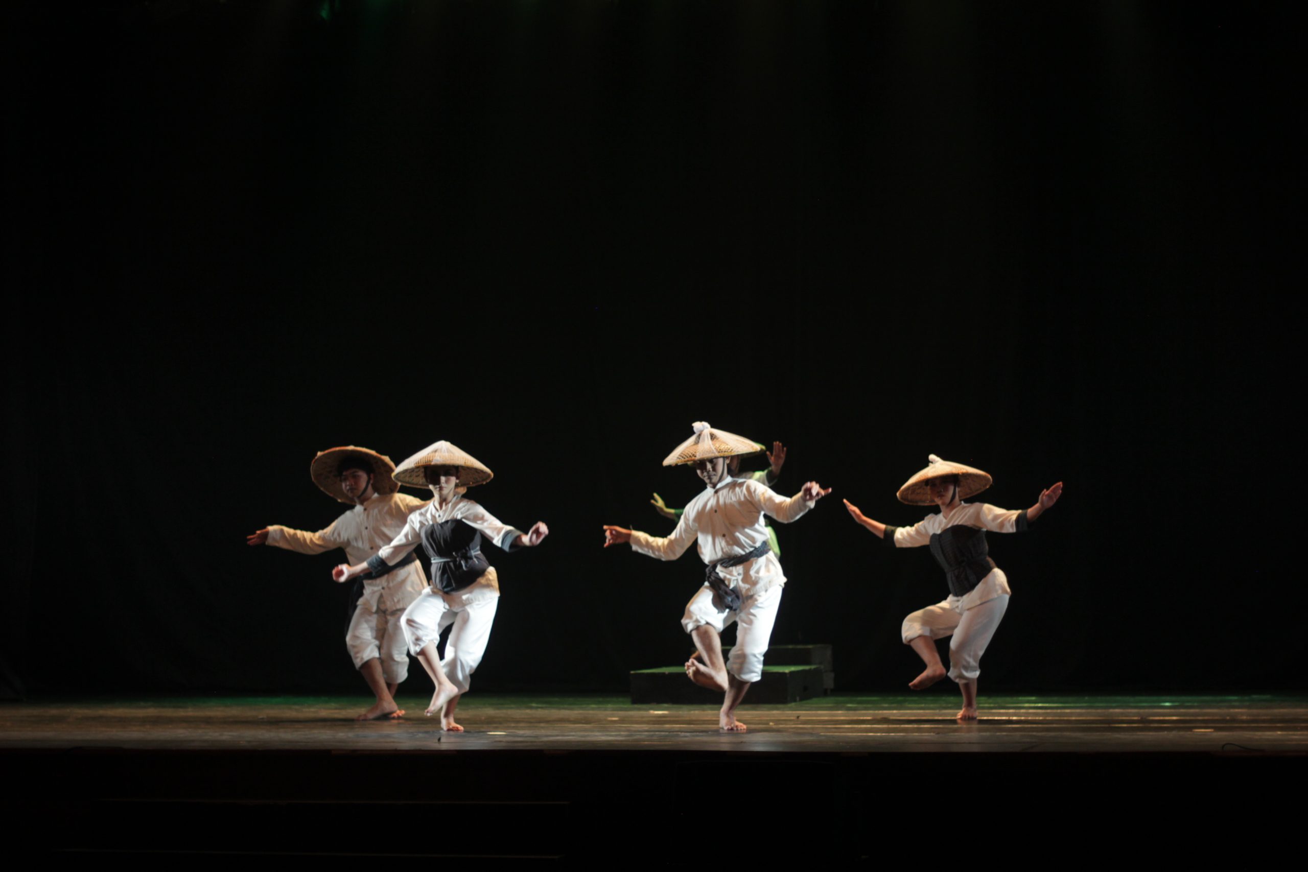 Mahasiswa Pendidikan Seni Pertunjukan Untirta Berpartisipasi dalam Dialog Tari XII 2025 di ISBI Bandung